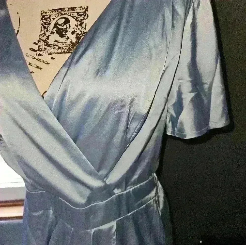 Zesica Dress Size L - Picture 2 of 13